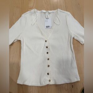 H&M Ribbed Button-Front Lace Trim Top